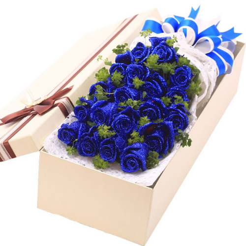 19枝蓝玫瑰（蓝色妖姬），配草绿叶间插