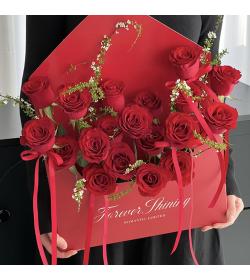 鲜花：有你相随  19枝红玫瑰