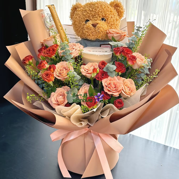 11枝卡布奇诺玫瑰，1杯奶茶，1只巧克力熊，巧克力多头玫、风铃草、尤加利叶搭配